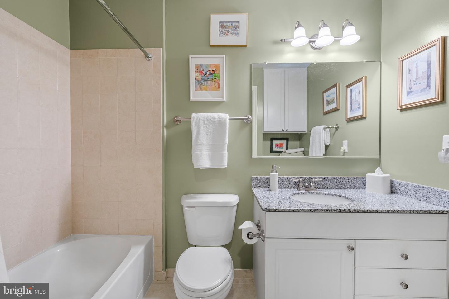 3650 S GLEBE RD S #848, ARLINGTON, Virginia 22202, 2 Bedrooms Bedrooms, ,2 BathroomsBathrooms,Residential,For sale,3650 S GLEBE RD S #848,VAAR2062078 MLS # VAAR2062078
