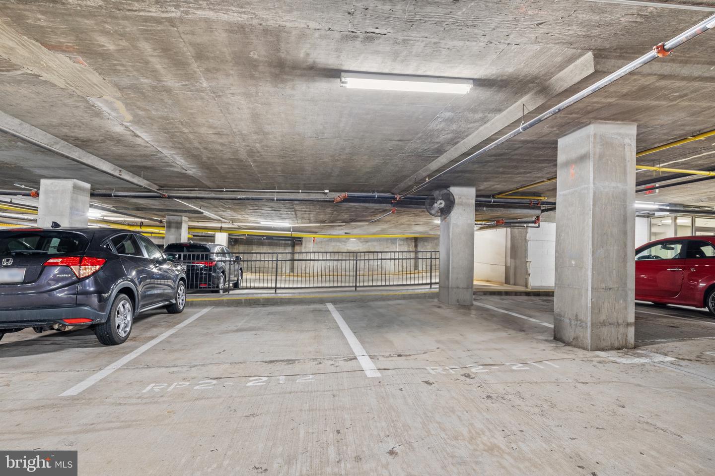 3650 S GLEBE RD S #848, ARLINGTON, Virginia 22202, 2 Bedrooms Bedrooms, ,2 BathroomsBathrooms,Residential,For sale,3650 S GLEBE RD S #848,VAAR2062078 MLS # VAAR2062078