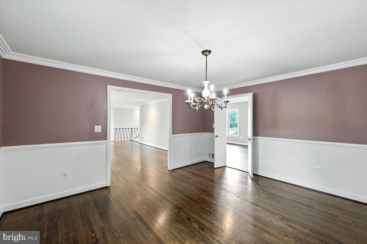1305 KINGSTON AVE, ALEXANDRIA, Virginia 22302, 3 Bedrooms Bedrooms, ,3 BathroomsBathrooms,Residential,For sale,1305 KINGSTON AVE,VAAX2048526 MLS # VAAX2048526