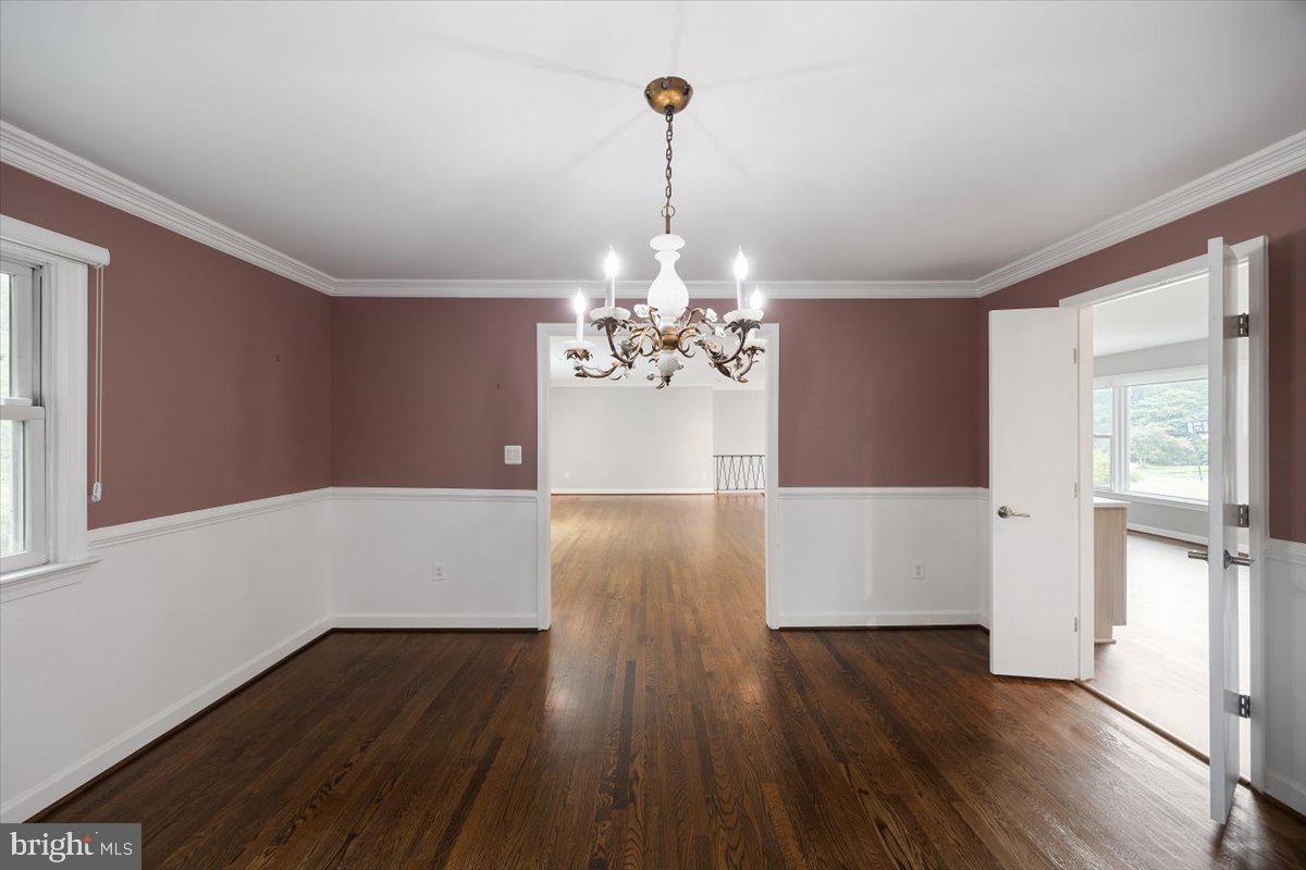 1305 KINGSTON AVE, ALEXANDRIA, Virginia 22302, 3 Bedrooms Bedrooms, ,3 BathroomsBathrooms,Residential,For sale,1305 KINGSTON AVE,VAAX2048526 MLS # VAAX2048526