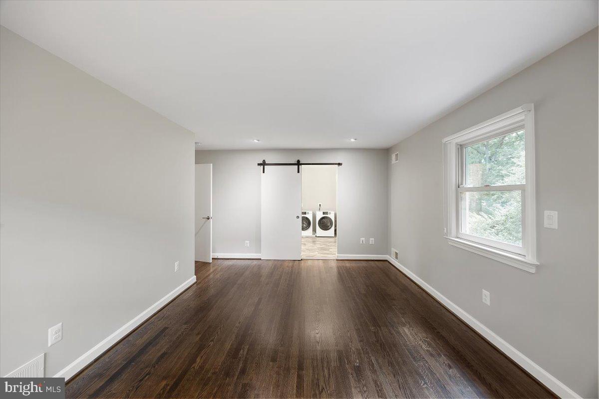 1305 KINGSTON AVE, ALEXANDRIA, Virginia 22302, 3 Bedrooms Bedrooms, ,3 BathroomsBathrooms,Residential,For sale,1305 KINGSTON AVE,VAAX2048526 MLS # VAAX2048526