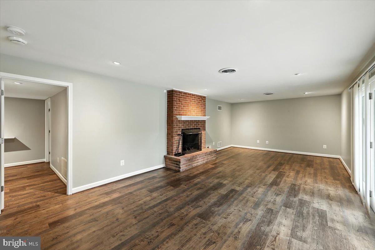 1305 KINGSTON AVE, ALEXANDRIA, Virginia 22302, 3 Bedrooms Bedrooms, ,3 BathroomsBathrooms,Residential,For sale,1305 KINGSTON AVE,VAAX2048526 MLS # VAAX2048526