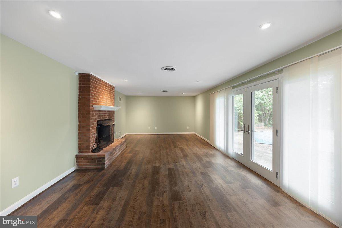 1305 KINGSTON AVE, ALEXANDRIA, Virginia 22302, 3 Bedrooms Bedrooms, ,3 BathroomsBathrooms,Residential,For sale,1305 KINGSTON AVE,VAAX2048526 MLS # VAAX2048526
