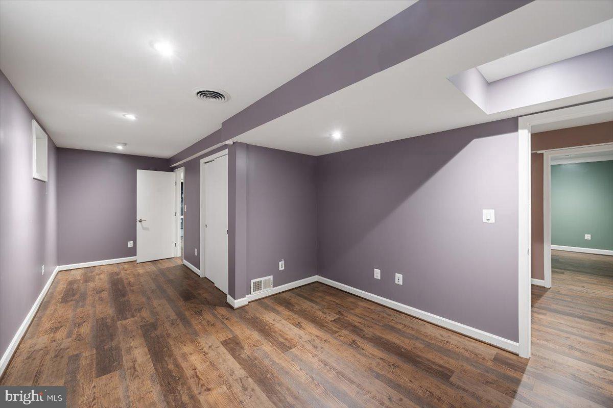 1305 KINGSTON AVE, ALEXANDRIA, Virginia 22302, 3 Bedrooms Bedrooms, ,3 BathroomsBathrooms,Residential,For sale,1305 KINGSTON AVE,VAAX2048526 MLS # VAAX2048526