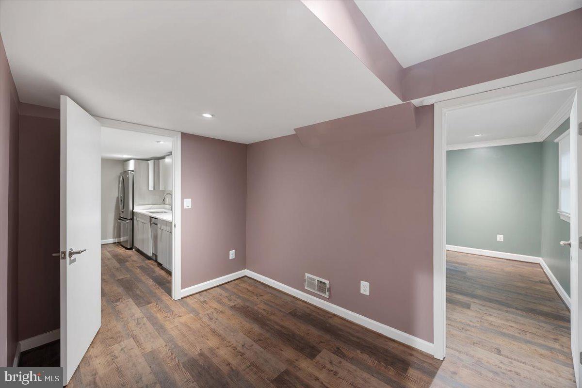 1305 KINGSTON AVE, ALEXANDRIA, Virginia 22302, 3 Bedrooms Bedrooms, ,3 BathroomsBathrooms,Residential,For sale,1305 KINGSTON AVE,VAAX2048526 MLS # VAAX2048526