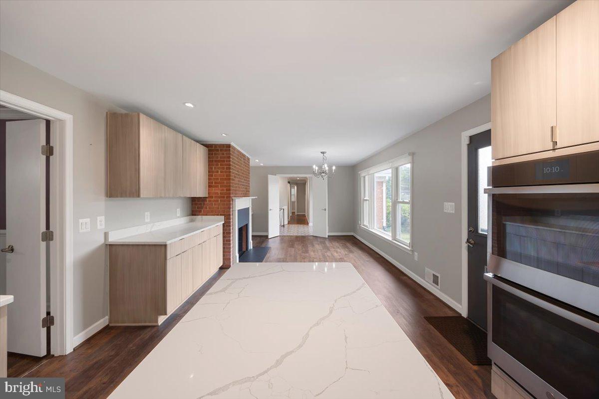 1305 KINGSTON AVE, ALEXANDRIA, Virginia 22302, 3 Bedrooms Bedrooms, ,3 BathroomsBathrooms,Residential,For sale,1305 KINGSTON AVE,VAAX2048526 MLS # VAAX2048526