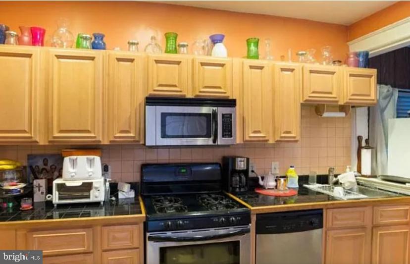1720 KENYON ST NW, WASHINGTON, District Of Columbia 20010, 3 Bedrooms Bedrooms, ,3 BathroomsBathrooms,Residential,For sale,1720 KENYON ST NW,DCDC2215672 MLS # DCDC2215672