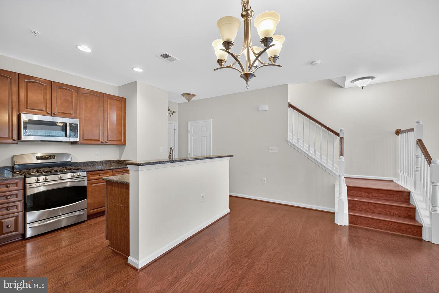 14262 WOVEN WILLOW LN #57A, CENTREVILLE, Virginia 20121, 3 Bedrooms Bedrooms, 6 Rooms Rooms,2 BathroomsBathrooms,Residential,For sale,14262 WOVEN WILLOW LN #57A,VAFX2262258 MLS # VAFX2262258