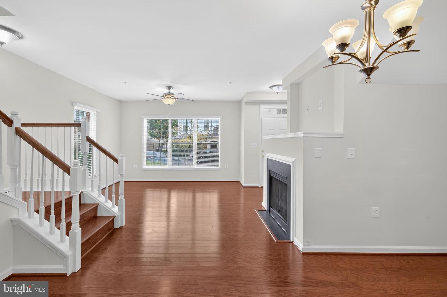 14262 WOVEN WILLOW LN #57A, CENTREVILLE, Virginia 20121, 3 Bedrooms Bedrooms, 6 Rooms Rooms,2 BathroomsBathrooms,Residential,For sale,14262 WOVEN WILLOW LN #57A,VAFX2262258 MLS # VAFX2262258