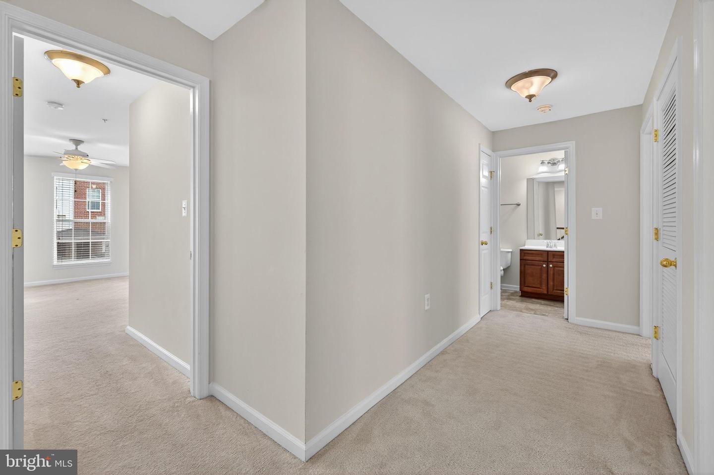 14262 WOVEN WILLOW LN #57A, CENTREVILLE, Virginia 20121, 3 Bedrooms Bedrooms, 6 Rooms Rooms,2 BathroomsBathrooms,Residential,For sale,14262 WOVEN WILLOW LN #57A,VAFX2262258 MLS # VAFX2262258