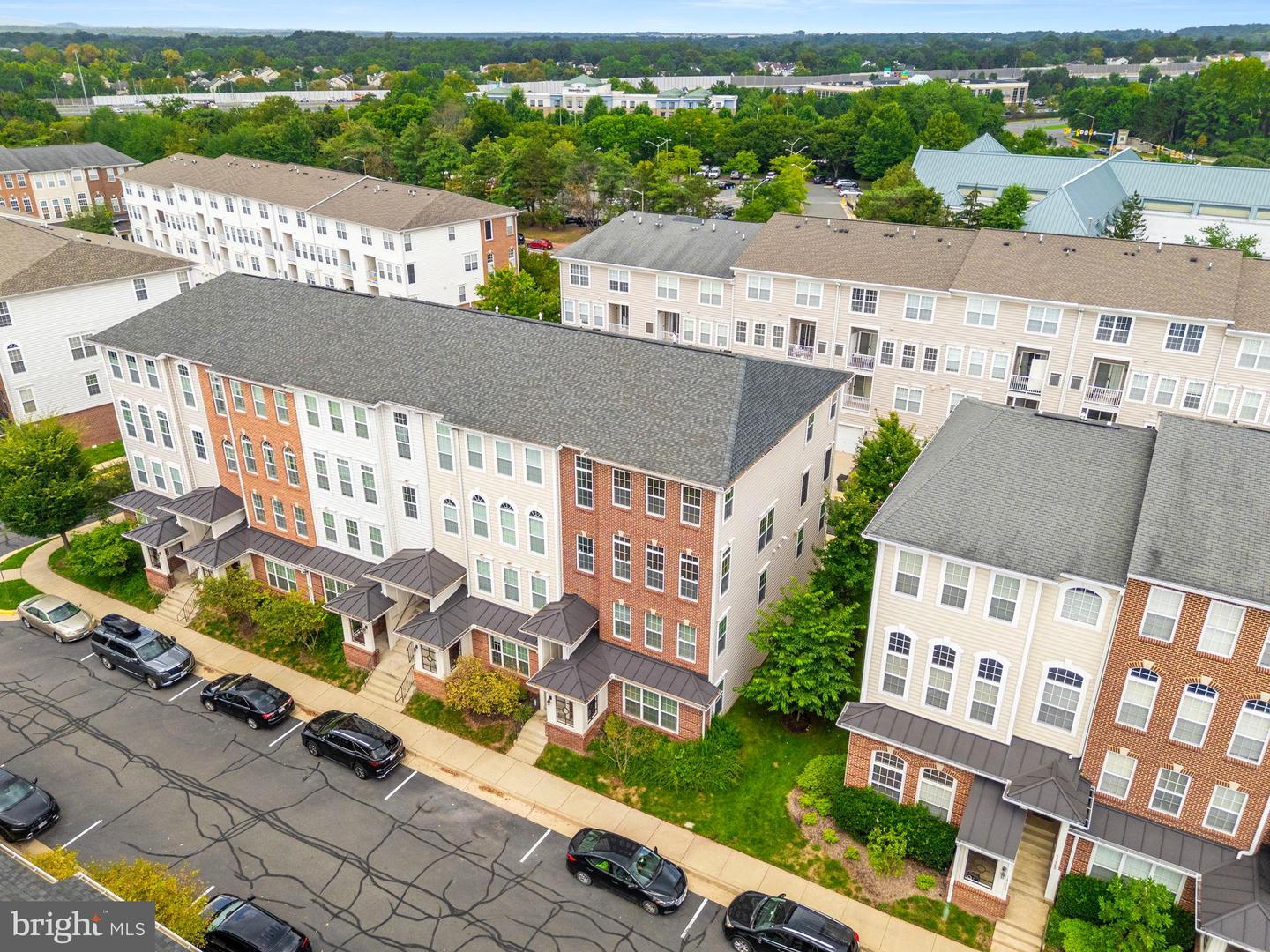 14262 WOVEN WILLOW LN #57A, CENTREVILLE, Virginia 20121, 3 Bedrooms Bedrooms, 6 Rooms Rooms,2 BathroomsBathrooms,Residential,For sale,14262 WOVEN WILLOW LN #57A,VAFX2262258 MLS # VAFX2262258