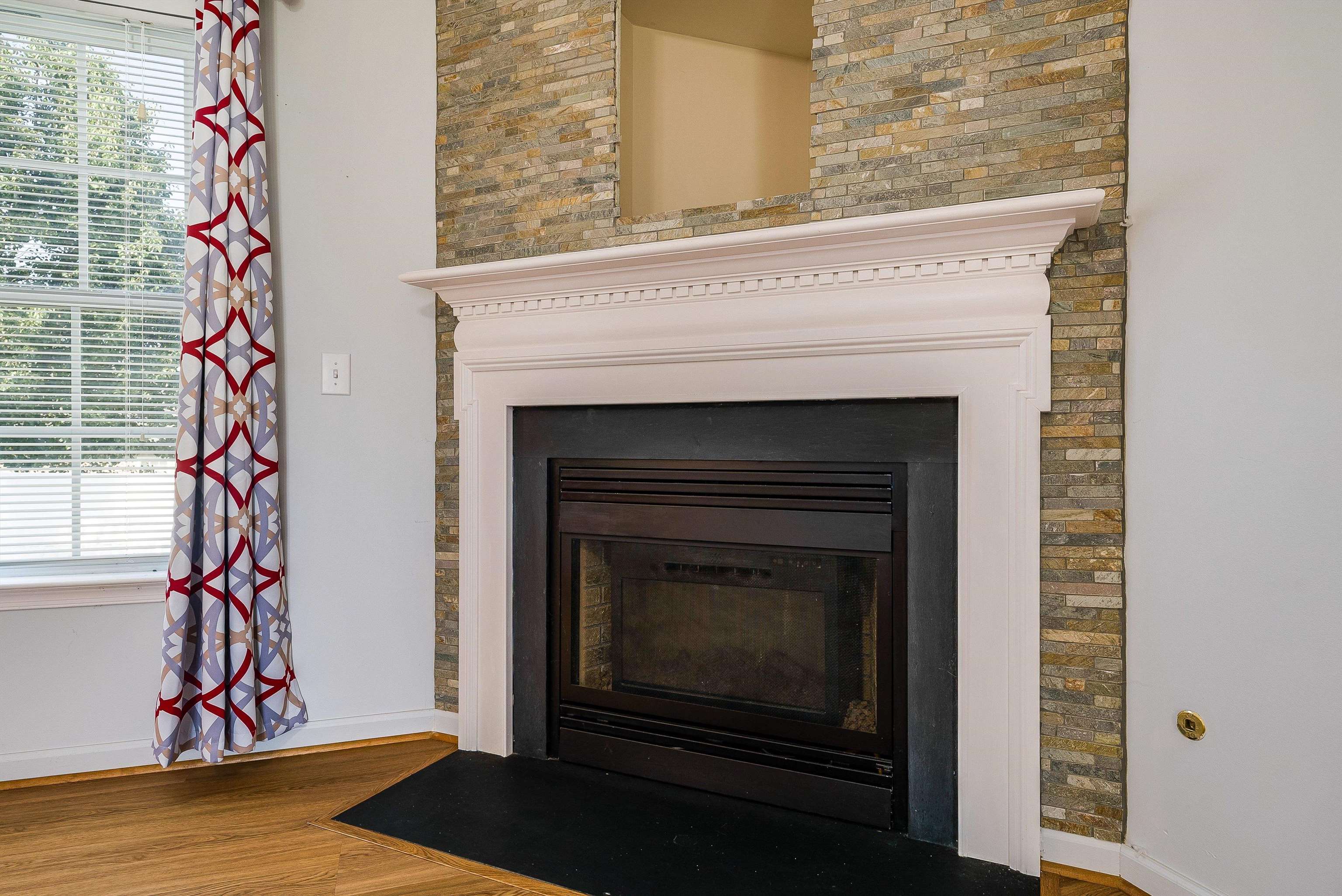 60 CARROLLTON CT, WEYERS CAVE, Virginia 24486, 3 Bedrooms Bedrooms, ,2 BathroomsBathrooms,Residential,60 CARROLLTON CT,668023 MLS # 668023