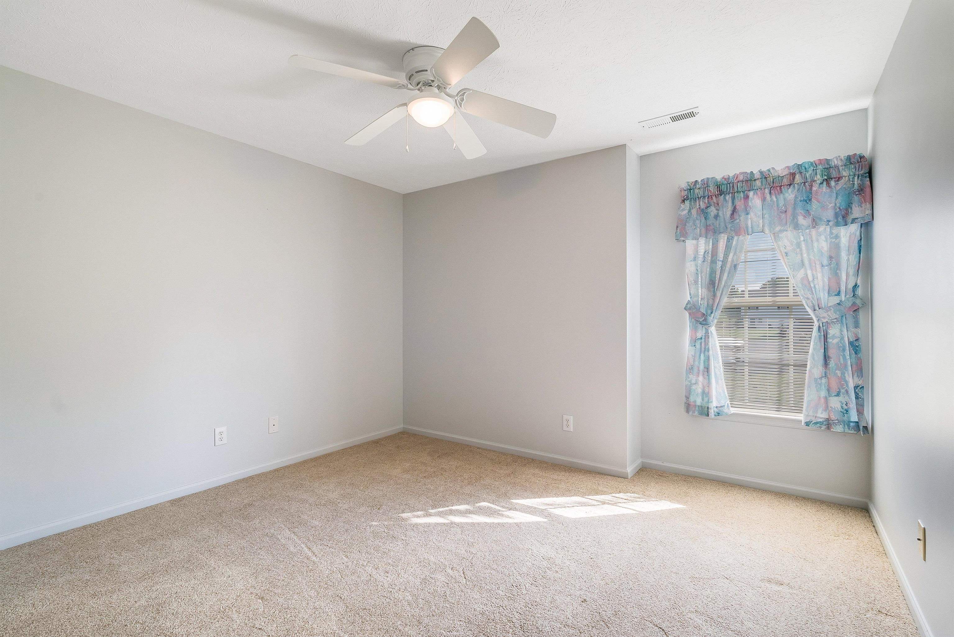 60 CARROLLTON CT, WEYERS CAVE, Virginia 24486, 3 Bedrooms Bedrooms, ,2 BathroomsBathrooms,Residential,60 CARROLLTON CT,668023 MLS # 668023