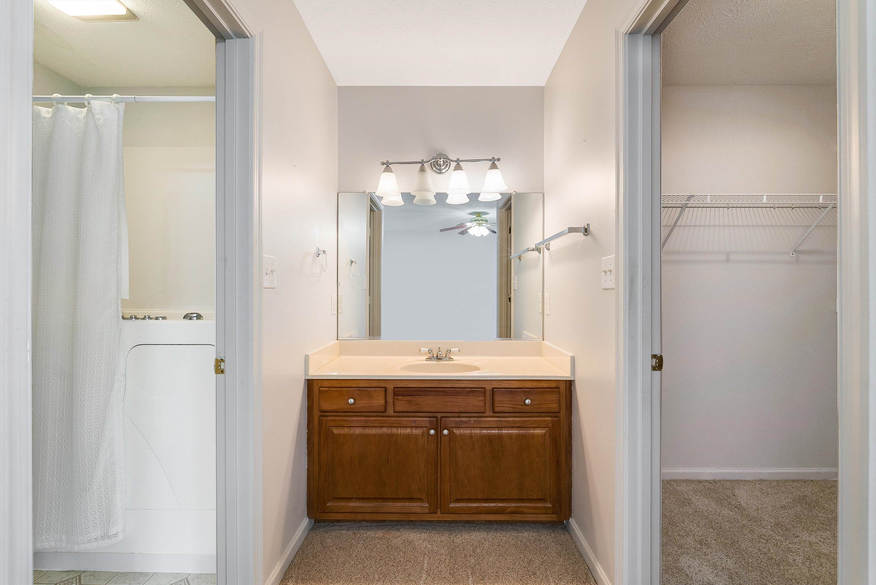 60 CARROLLTON CT, WEYERS CAVE, Virginia 24486, 3 Bedrooms Bedrooms, ,2 BathroomsBathrooms,Residential,60 CARROLLTON CT,668023 MLS # 668023
