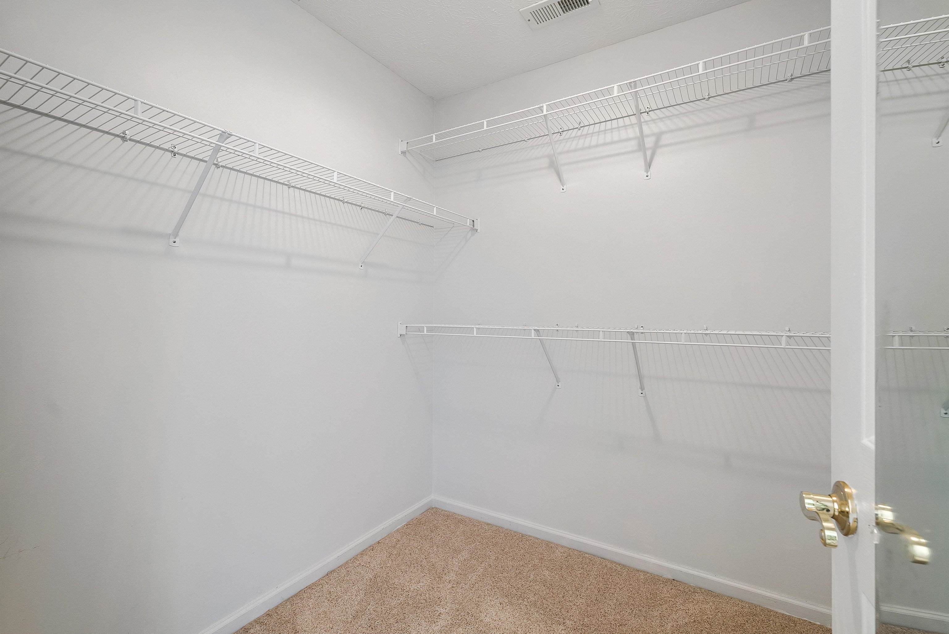 60 CARROLLTON CT, WEYERS CAVE, Virginia 24486, 3 Bedrooms Bedrooms, ,2 BathroomsBathrooms,Residential,60 CARROLLTON CT,668023 MLS # 668023