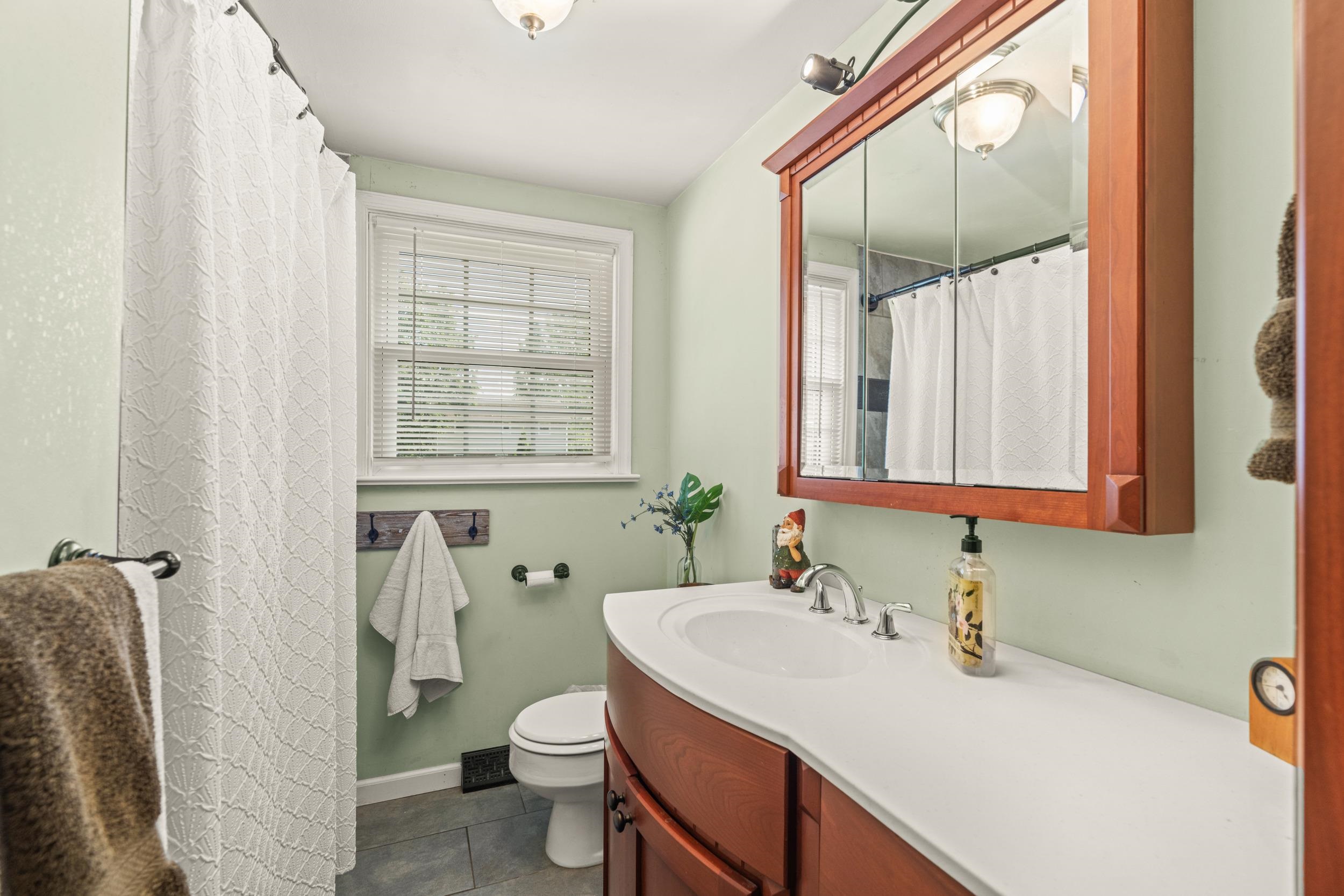 208 BURNLEY DR, STAUNTON, Virginia 24401, 4 Bedrooms Bedrooms, ,2 BathroomsBathrooms,Residential,208 BURNLEY DR,668025 MLS # 668025