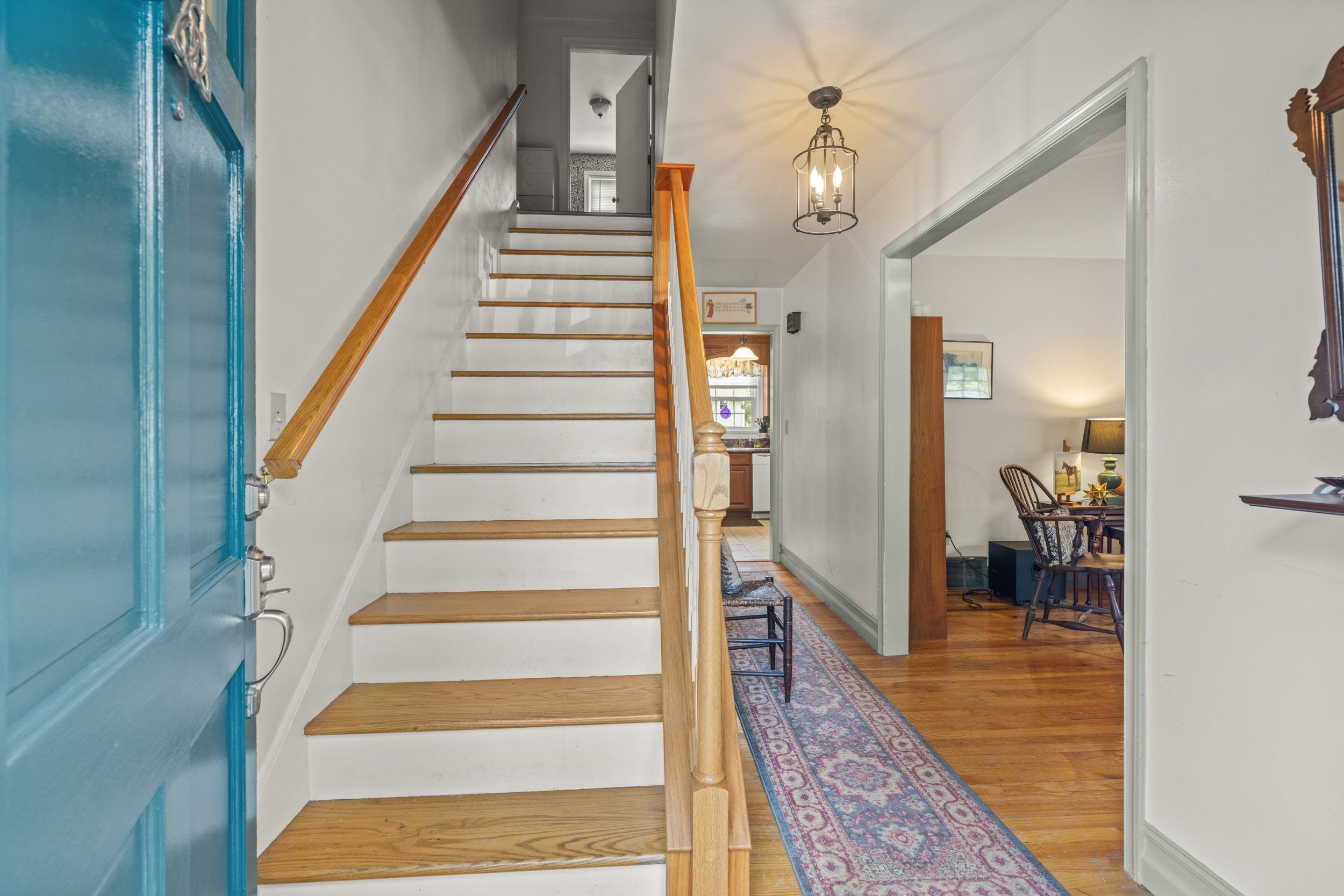 208 BURNLEY DR, STAUNTON, Virginia 24401, 4 Bedrooms Bedrooms, ,2 BathroomsBathrooms,Residential,208 BURNLEY DR,668025 MLS # 668025