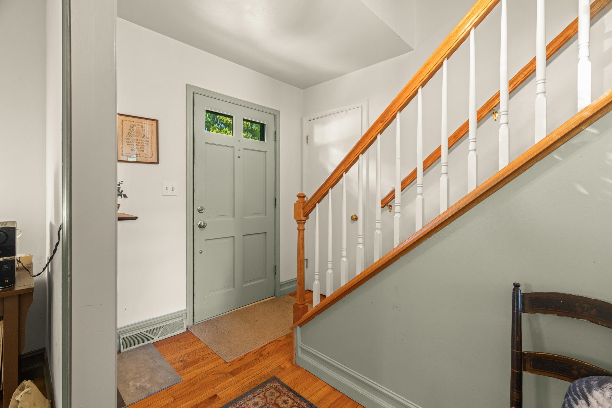 208 BURNLEY DR, STAUNTON, Virginia 24401, 4 Bedrooms Bedrooms, ,2 BathroomsBathrooms,Residential,208 BURNLEY DR,668025 MLS # 668025