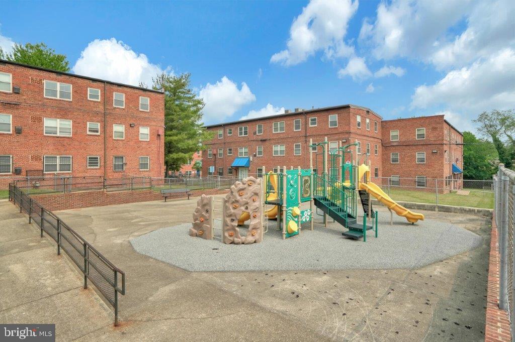 2642 BIRNEY PLACE, SE #101, WASHINGTON, District Of Columbia 20020, 1 Bedroom Bedrooms, 4 Rooms Rooms,1 BathroomBathrooms,Residential,For sale,2642 BIRNEY PLACE, SE #101,DCDC2215926 MLS # DCDC2215926