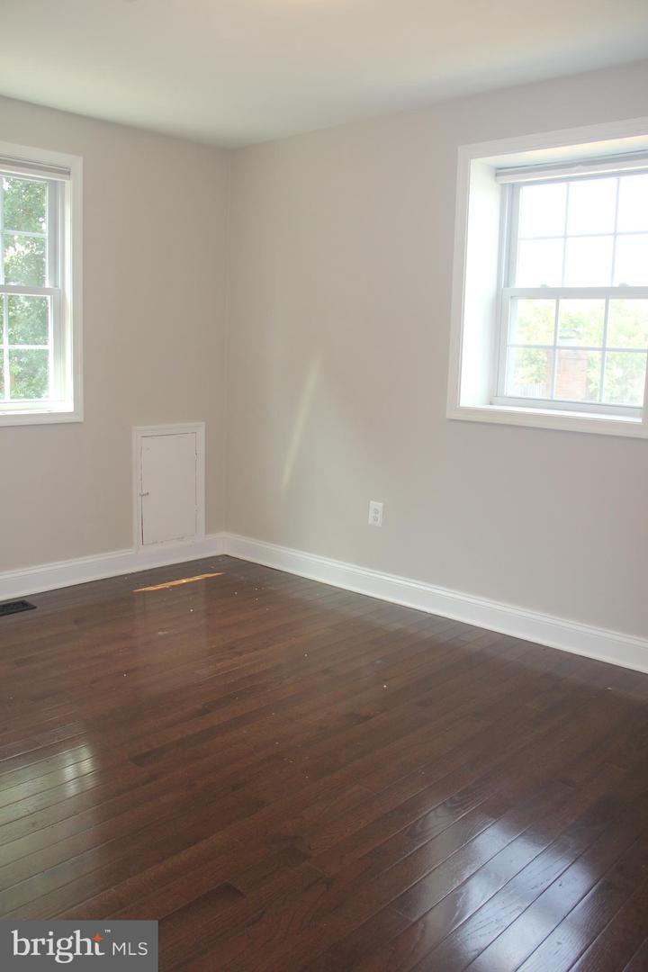 3797 PORT HOPE PT, TRIANGLE, Virginia 22172, 3 Bedrooms Bedrooms, ,2 BathroomsBathrooms,Residential,For sale,3797 PORT HOPE PT,VAPW2102004 MLS # VAPW2102004