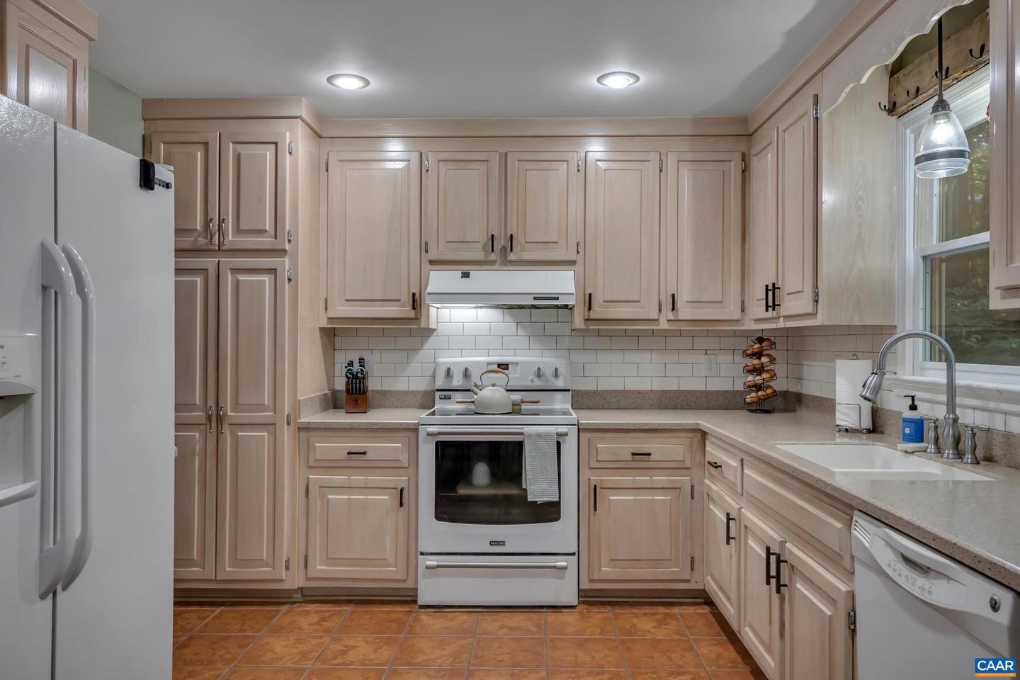 4752 FLEMING RD, GOOCHLAND, Virginia 23093, 3 Bedrooms Bedrooms, ,2 BathroomsBathrooms,Residential,For sale,4752 FLEMING RD,667865 MLS # 667865