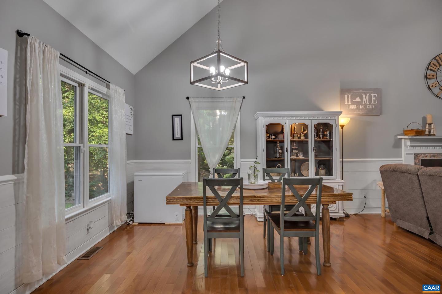 4752 FLEMING RD, GOOCHLAND, Virginia 23093, 3 Bedrooms Bedrooms, ,2 BathroomsBathrooms,Residential,For sale,4752 FLEMING RD,667865 MLS # 667865