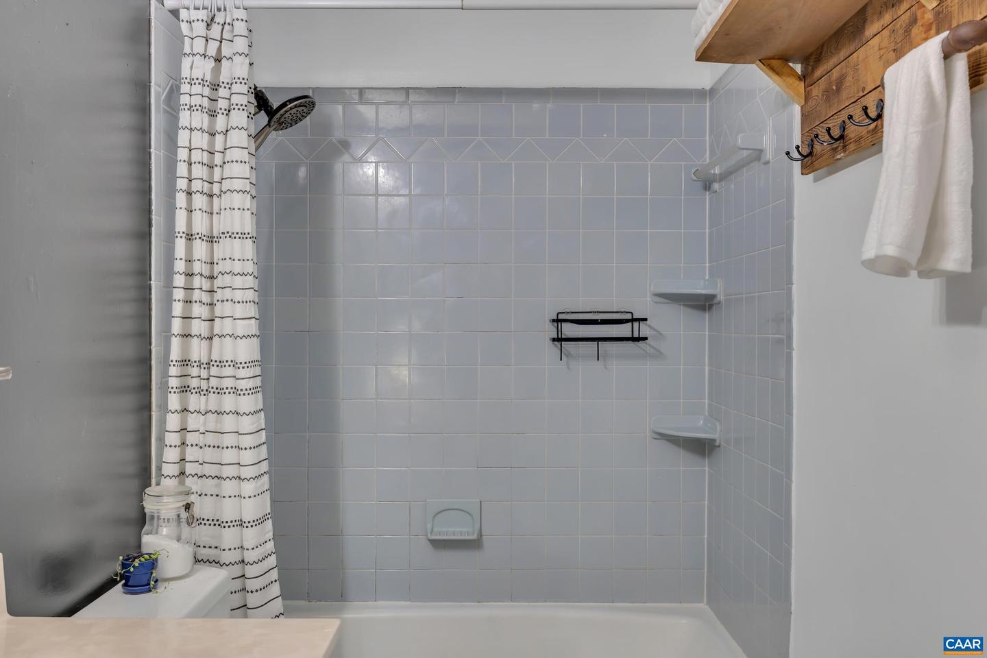 4752 FLEMING RD, GOOCHLAND, Virginia 23093, 3 Bedrooms Bedrooms, ,2 BathroomsBathrooms,Residential,For sale,4752 FLEMING RD,667865 MLS # 667865