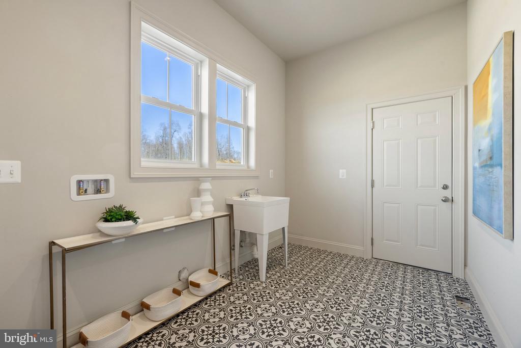 7039 SILK, JEFFERSONTON, Virginia 22724, 6 Bedrooms Bedrooms, ,4 BathroomsBathrooms,Residential,7039 SILK,VACU2009822 MLS # VACU2009822