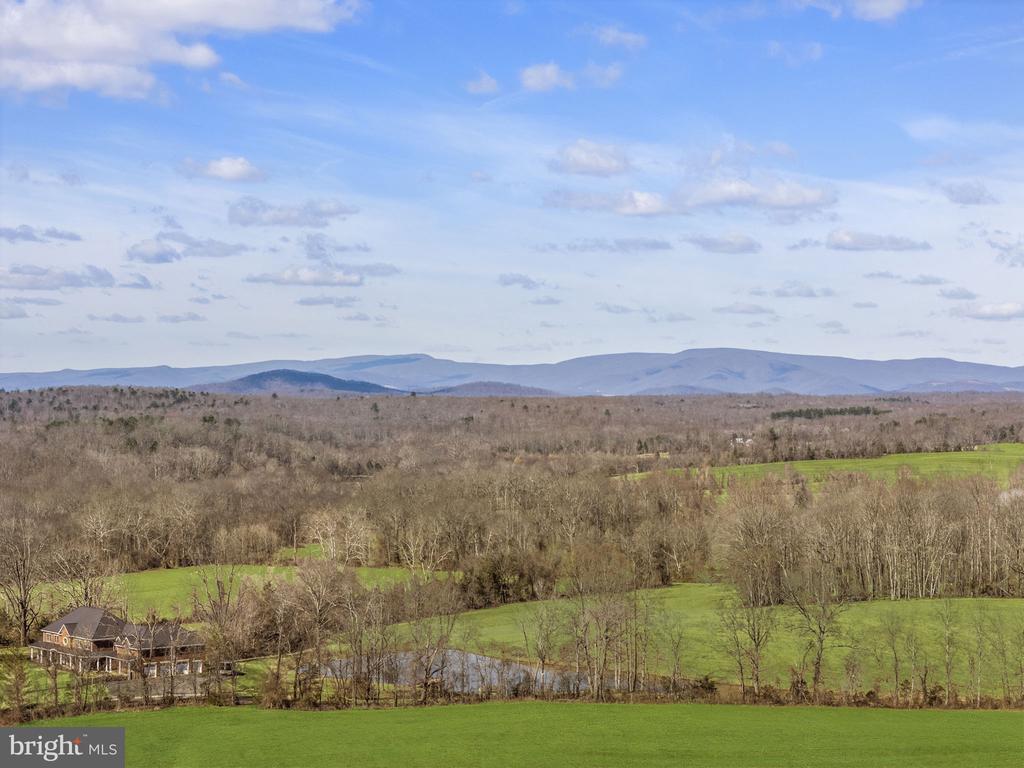 7039 SILK, JEFFERSONTON, Virginia 22724, 6 Bedrooms Bedrooms, ,4 BathroomsBathrooms,Residential,7039 SILK,VACU2009822 MLS # VACU2009822