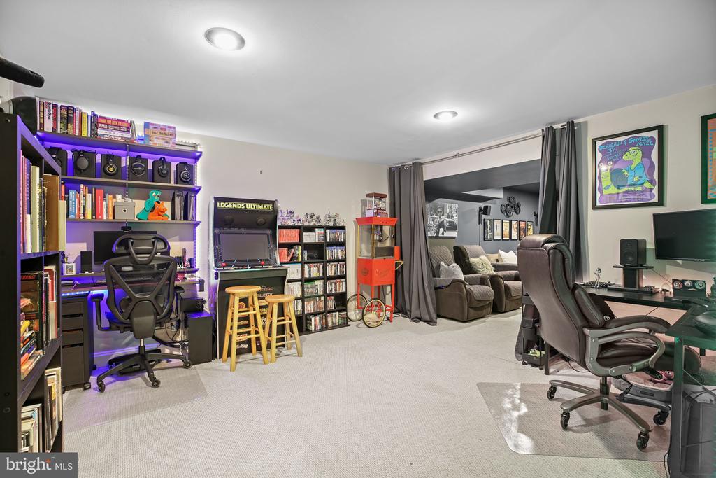 13001 PIPE RUN DR, FREDERICKSBURG, Virginia 22407, 5 Bedrooms Bedrooms, ,4 BathroomsBathrooms,Residential,13001 PIPE RUN DR,VASP2035494 MLS # VASP2035494