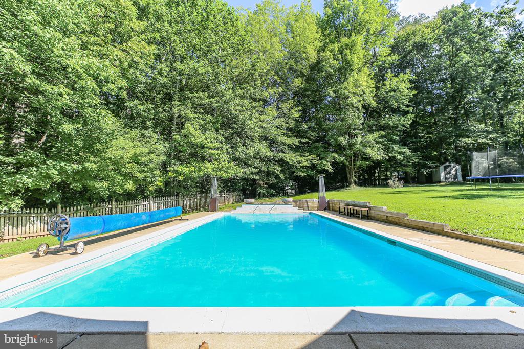 13001 PIPE RUN DR, FREDERICKSBURG, Virginia 22407, 5 Bedrooms Bedrooms, ,4 BathroomsBathrooms,Residential,13001 PIPE RUN DR,VASP2035494 MLS # VASP2035494