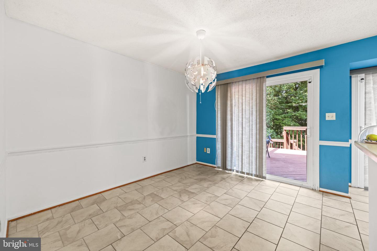 11570 HILL MEADE LN, WOODBRIDGE, Virginia 22192, 3 Bedrooms Bedrooms, ,3 BathroomsBathrooms,Residential,For sale,11570 HILL MEADE LN,VAPW2101582 MLS # VAPW2101582