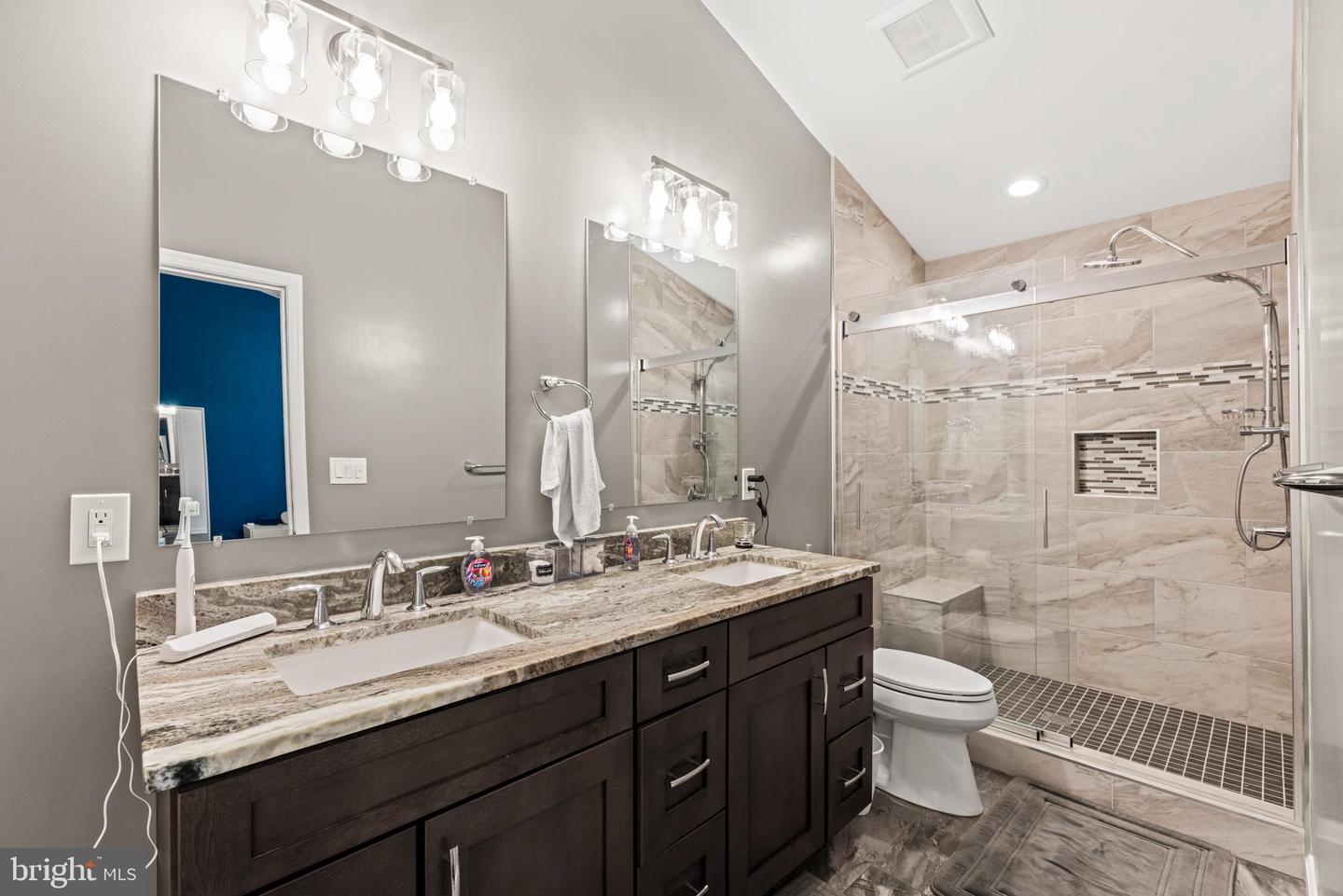 11570 HILL MEADE LN, WOODBRIDGE, Virginia 22192, 3 Bedrooms Bedrooms, ,3 BathroomsBathrooms,Residential,For sale,11570 HILL MEADE LN,VAPW2101582 MLS # VAPW2101582