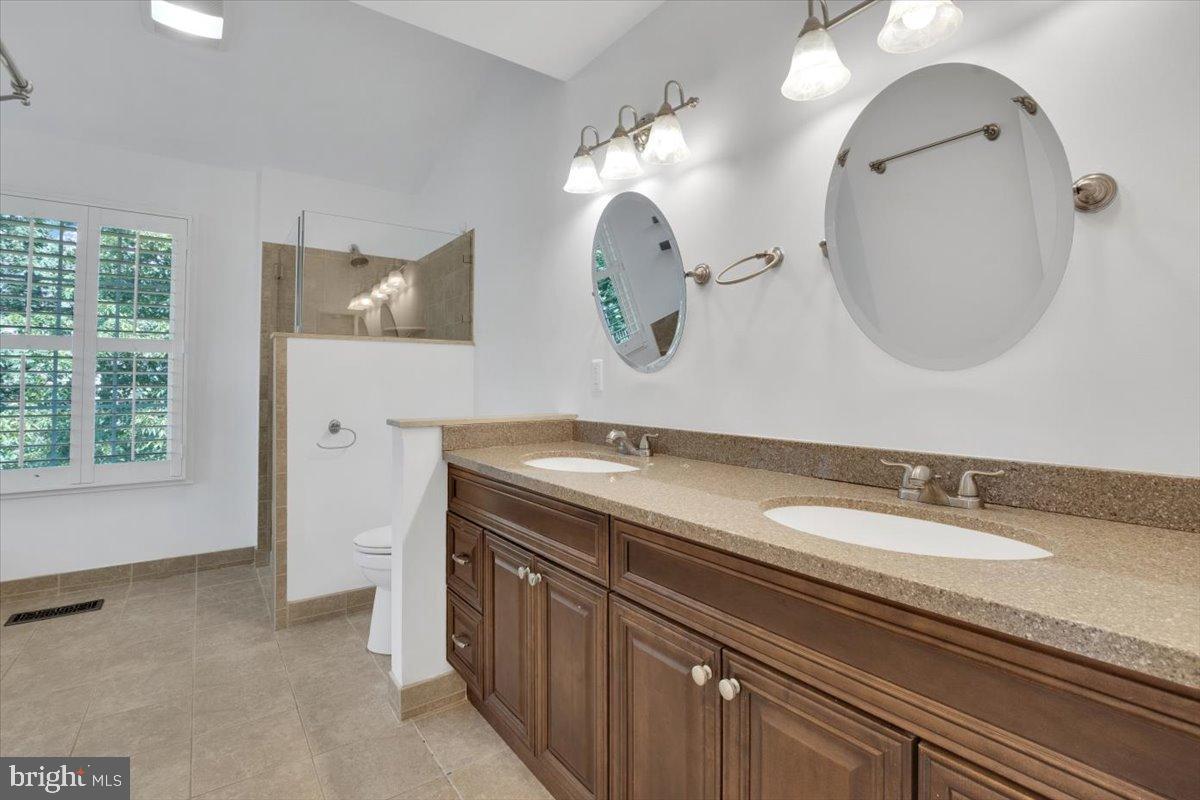 43564 GOLDEN MEADOW, ASHBURN, Virginia 20147, 4 Bedrooms Bedrooms, 14 Rooms Rooms,3 BathroomsBathrooms,Residential,For sale,43564 GOLDEN MEADOW,VALO2104930 MLS # VALO2104930