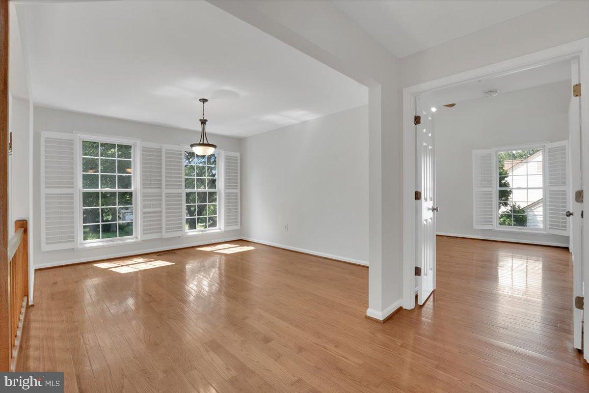 43564 GOLDEN MEADOW, ASHBURN, Virginia 20147, 4 Bedrooms Bedrooms, 14 Rooms Rooms,3 BathroomsBathrooms,Residential,For sale,43564 GOLDEN MEADOW,VALO2104930 MLS # VALO2104930