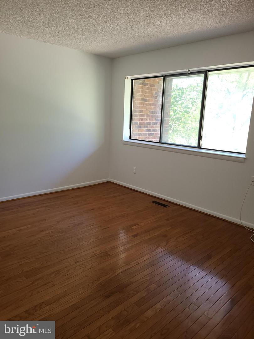 1049 MICHIGAN AVE NE #1049, WASHINGTON, District Of Columbia 20017, 3 Bedrooms Bedrooms, ,2 BathroomsBathrooms,Residential,For sale,1049 MICHIGAN AVE NE #1049,DCDC2215952 MLS # DCDC2215952