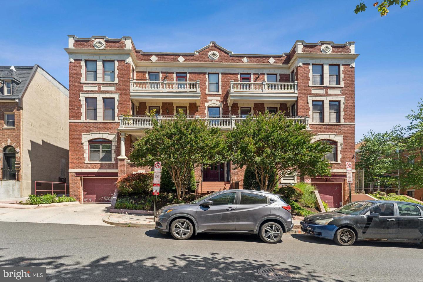 1419 CLIFTON ST NW #101, WASHINGTON, District Of Columbia 20009, 2 Bedrooms Bedrooms, ,2 BathroomsBathrooms,Residential,For sale,1419 CLIFTON ST NW #101,DCDC2201916 MLS # DCDC2201916