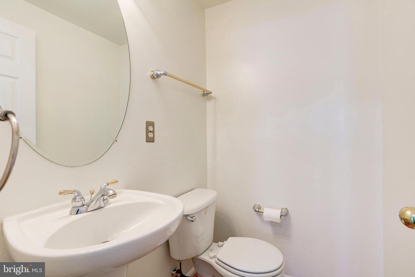 17646 HAMPSTEAD RIDGE CT, DUMFRIES, Virginia 22026, 4 Bedrooms Bedrooms, ,3 BathroomsBathrooms,Residential,For sale,17646 HAMPSTEAD RIDGE CT,VAPW2097350 MLS # VAPW2097350