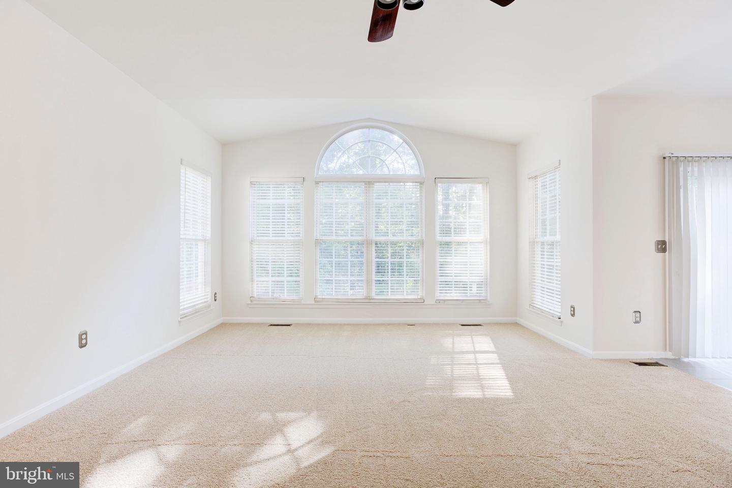 17646 HAMPSTEAD RIDGE CT, DUMFRIES, Virginia 22026, 4 Bedrooms Bedrooms, ,3 BathroomsBathrooms,Residential,For sale,17646 HAMPSTEAD RIDGE CT,VAPW2097350 MLS # VAPW2097350
