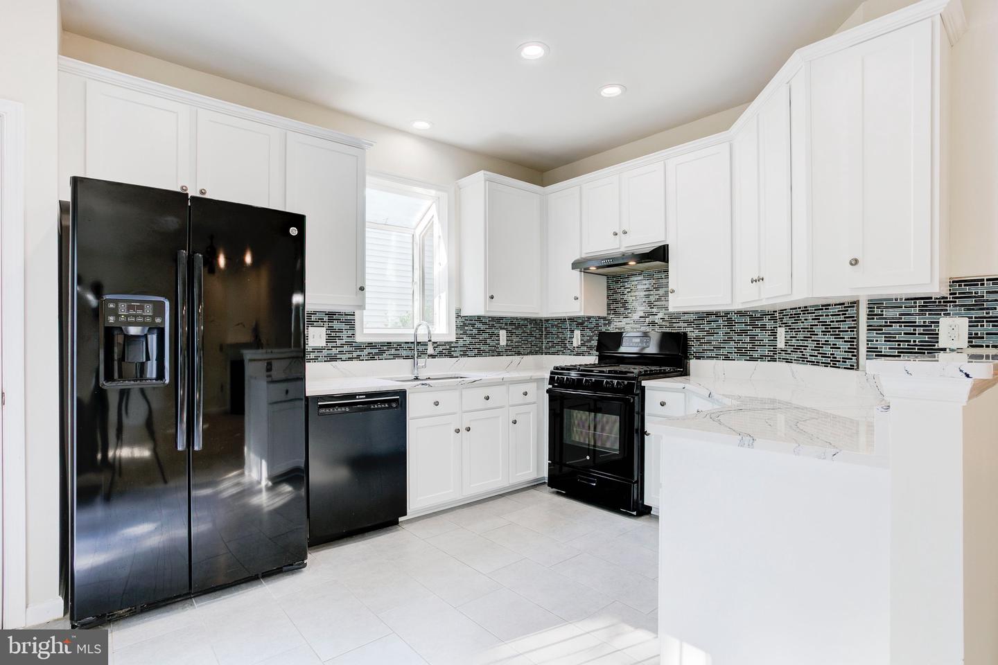 17646 HAMPSTEAD RIDGE CT, DUMFRIES, Virginia 22026, 4 Bedrooms Bedrooms, ,3 BathroomsBathrooms,Residential,For sale,17646 HAMPSTEAD RIDGE CT,VAPW2097350 MLS # VAPW2097350