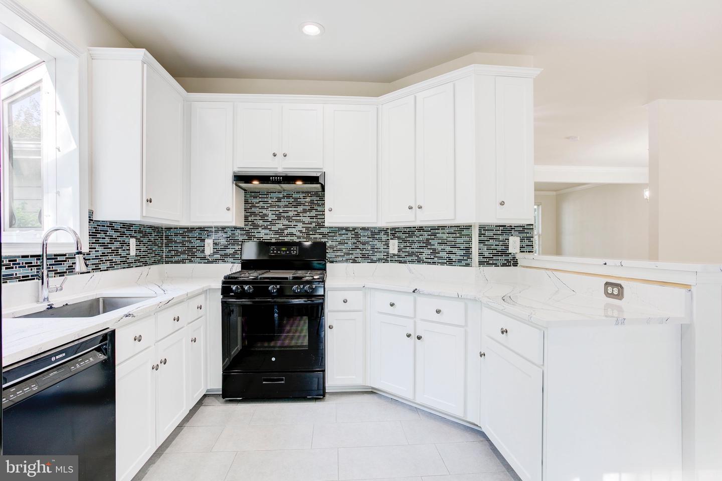 17646 HAMPSTEAD RIDGE CT, DUMFRIES, Virginia 22026, 4 Bedrooms Bedrooms, ,3 BathroomsBathrooms,Residential,For sale,17646 HAMPSTEAD RIDGE CT,VAPW2097350 MLS # VAPW2097350
