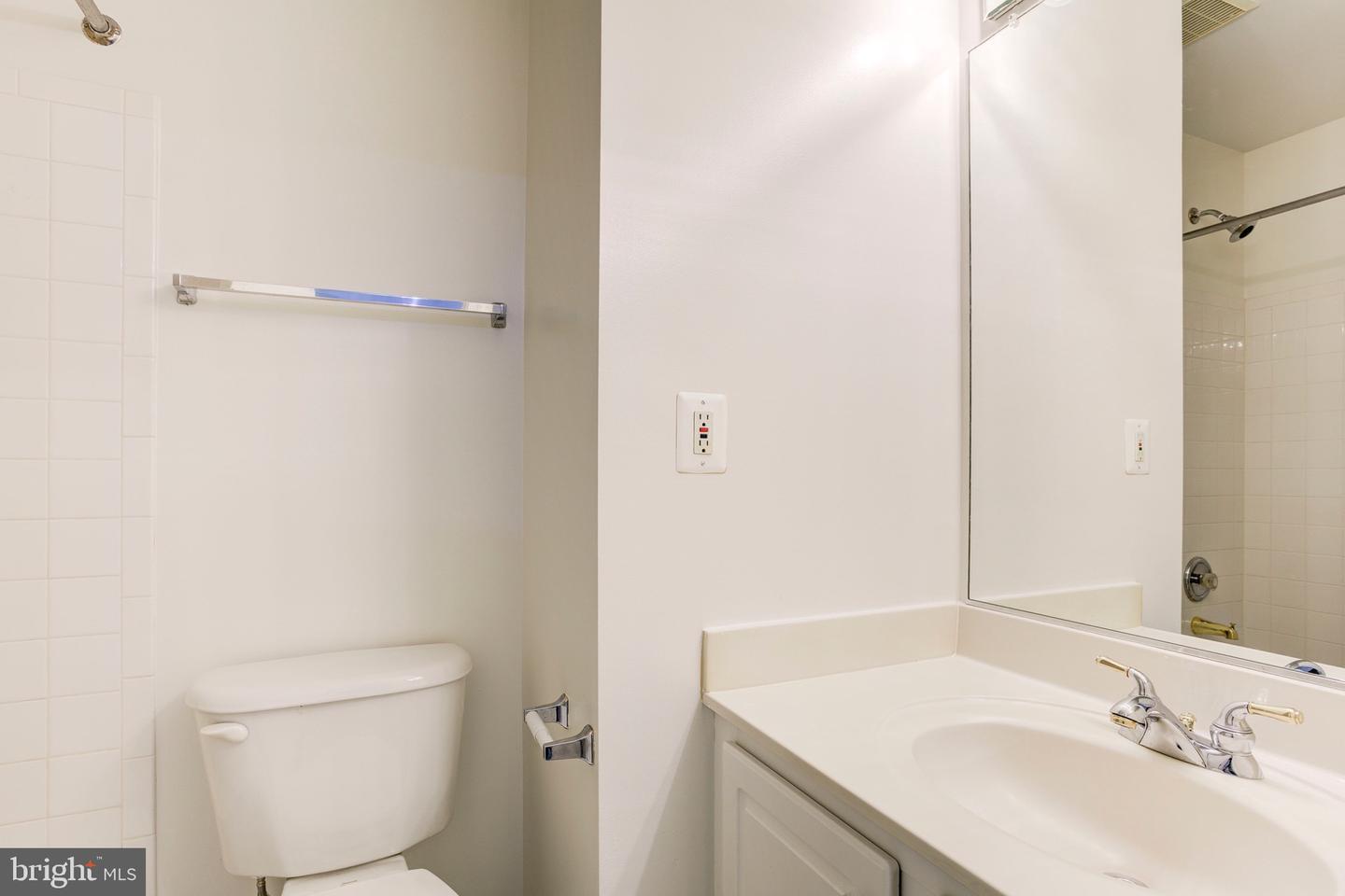 17646 HAMPSTEAD RIDGE CT, DUMFRIES, Virginia 22026, 4 Bedrooms Bedrooms, ,3 BathroomsBathrooms,Residential,For sale,17646 HAMPSTEAD RIDGE CT,VAPW2097350 MLS # VAPW2097350