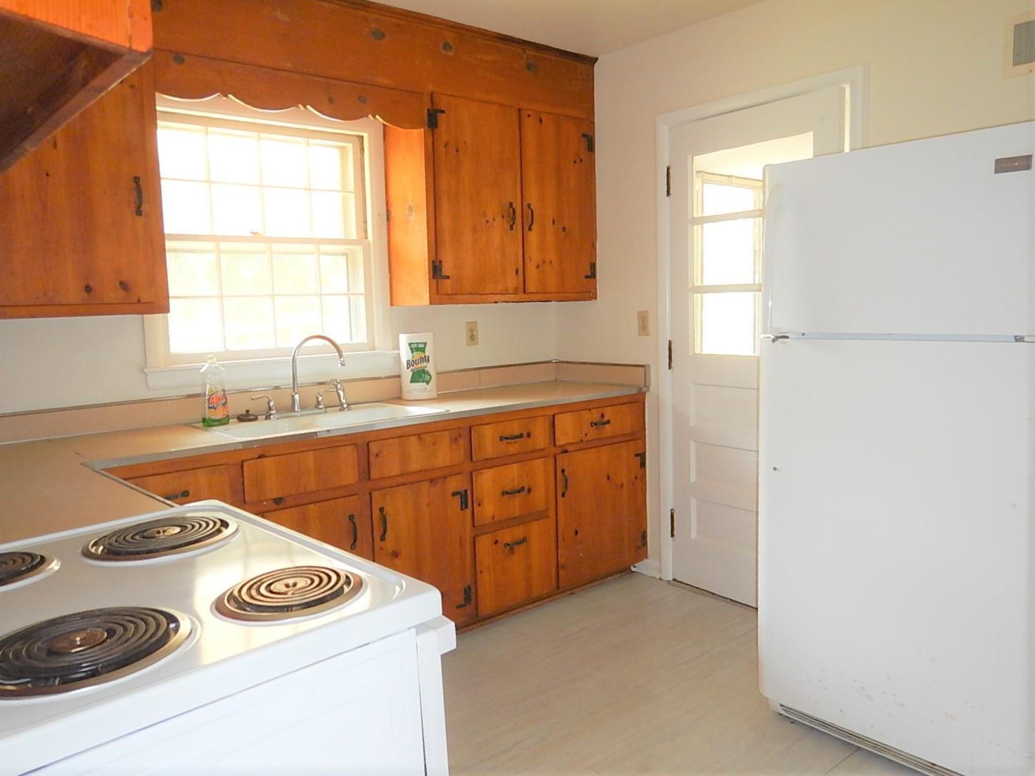 1842 LYNDHURST RD, WAYNESBORO, Virginia 22980, 3 Bedrooms Bedrooms, ,1 BathroomBathrooms,Residential,1842 LYNDHURST RD,668028 MLS # 668028