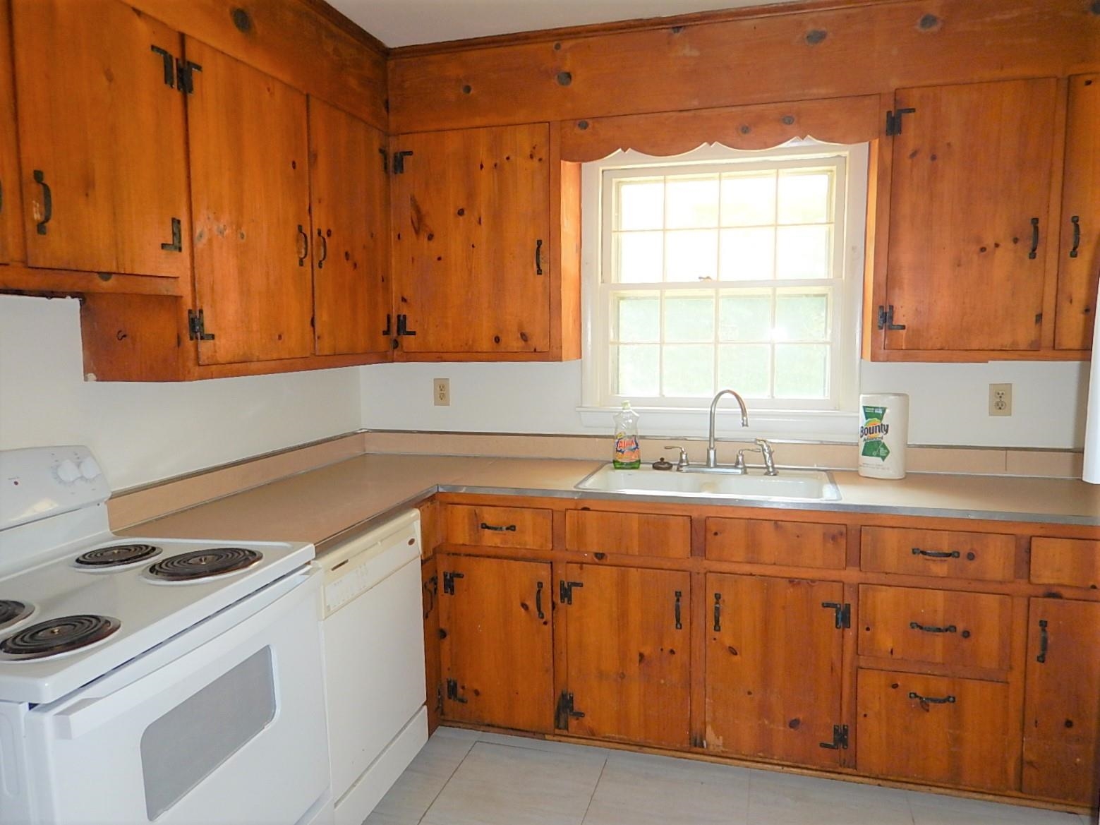 1842 LYNDHURST RD, WAYNESBORO, Virginia 22980, 3 Bedrooms Bedrooms, ,1 BathroomBathrooms,Residential,1842 LYNDHURST RD,668028 MLS # 668028