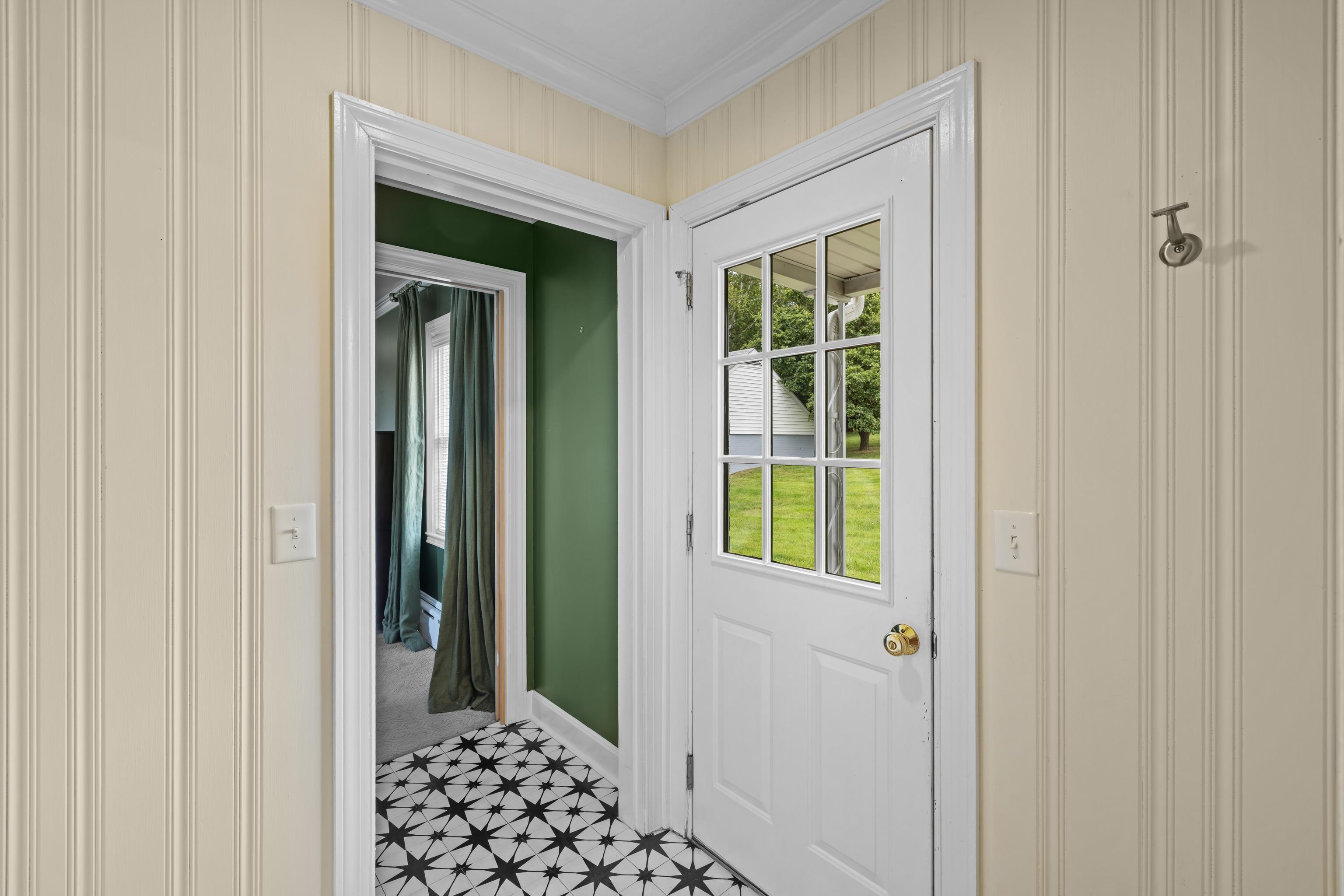 1774 BARTERBROOK RD, STAUNTON, Virginia 24401, 4 Bedrooms Bedrooms, ,3 BathroomsBathrooms,Residential,1774 BARTERBROOK RD,668031 MLS # 668031