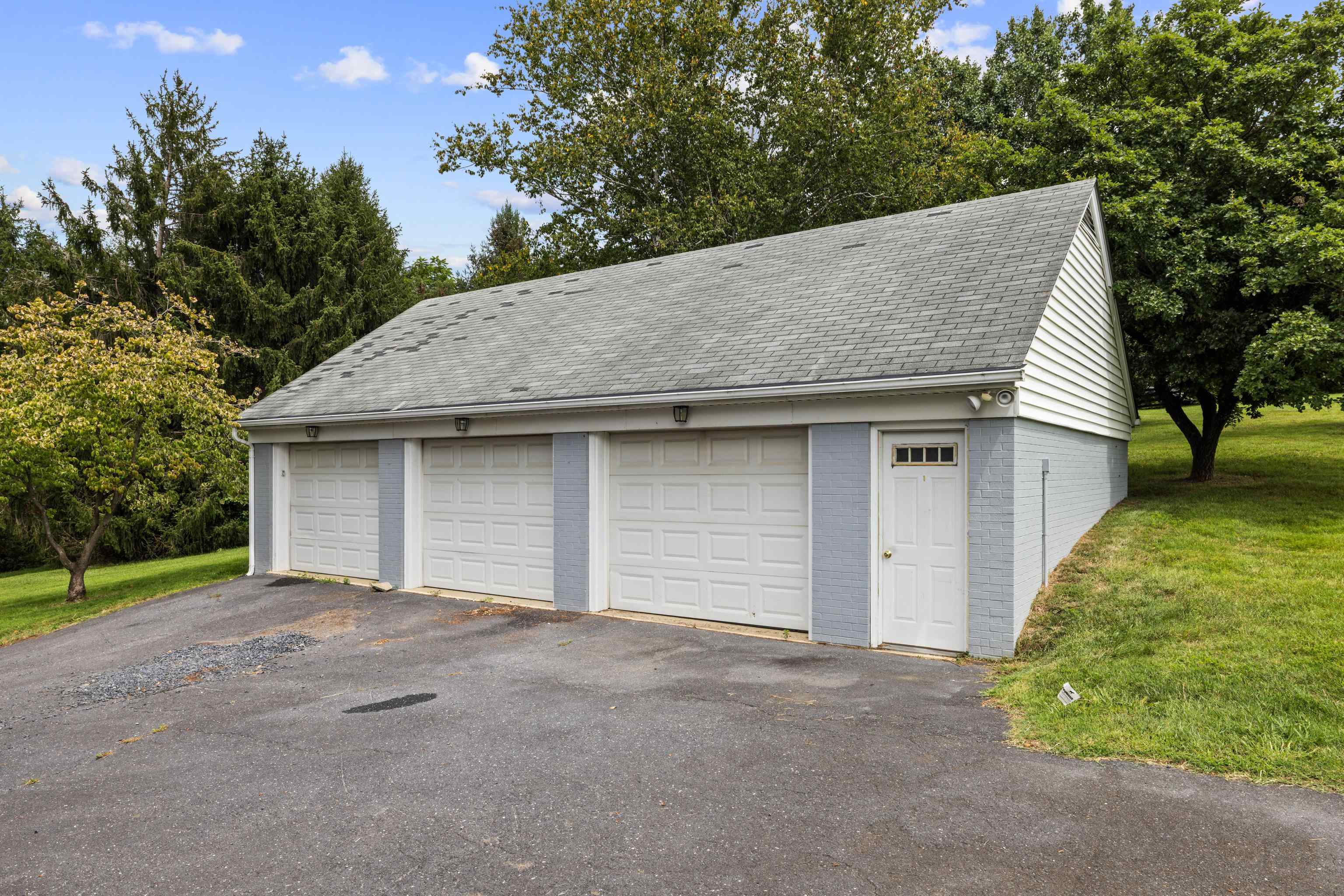1774 BARTERBROOK RD, STAUNTON, Virginia 24401, 4 Bedrooms Bedrooms, ,3 BathroomsBathrooms,Residential,1774 BARTERBROOK RD,668031 MLS # 668031