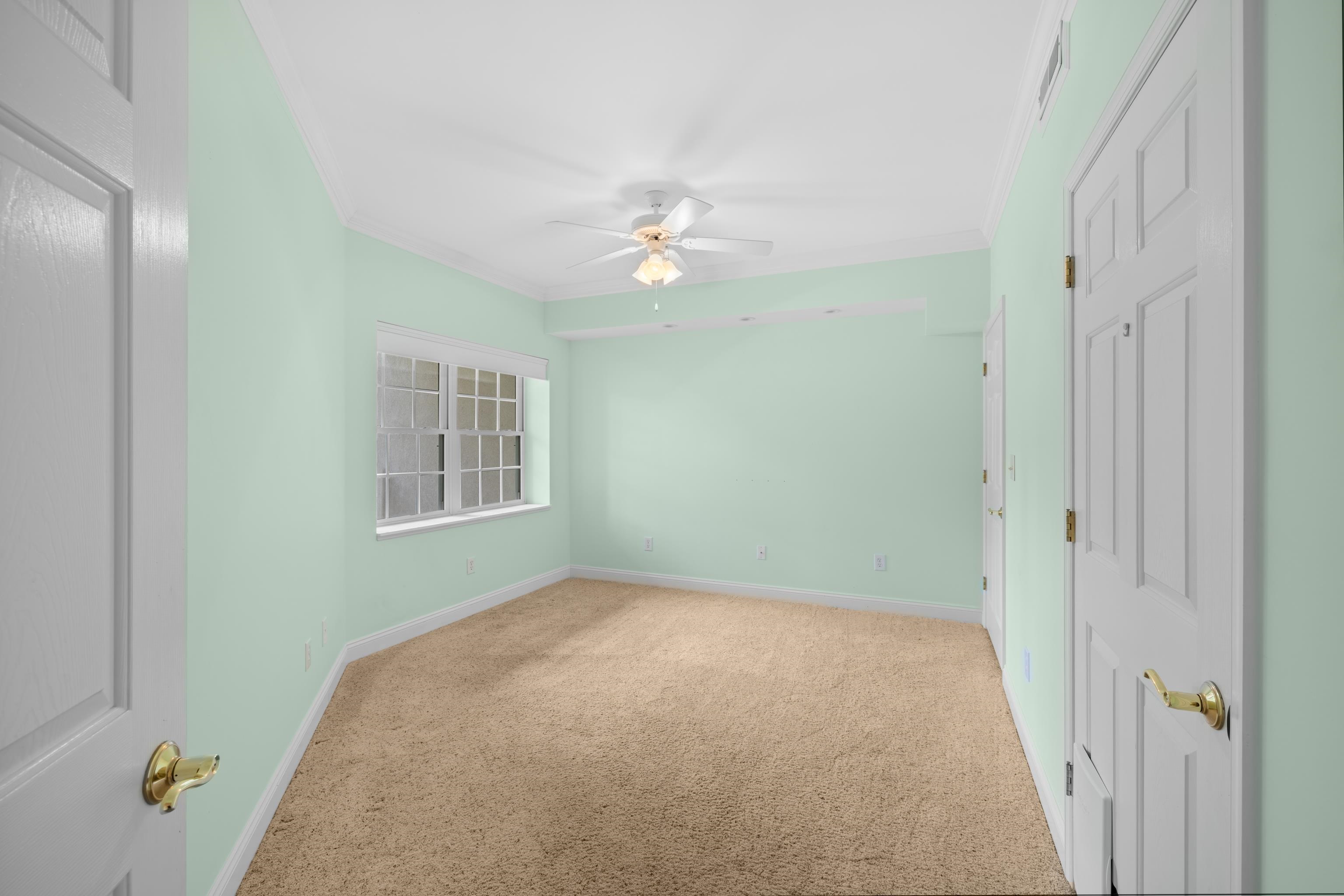 1410 N COALTER ST, STAUNTON, Virginia 24401, 2 Bedrooms Bedrooms, ,2 BathroomsBathrooms,Residential,1410 N COALTER ST,668034 MLS # 668034