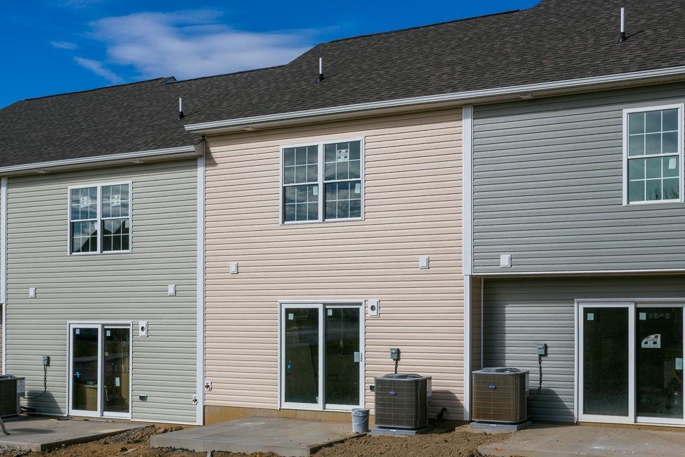 1309 LUKE LN, HARRISONBURG, Virginia 22802, 2 Bedrooms Bedrooms, ,2 BathroomsBathrooms,Residential,1309 LUKE LN,668040 MLS # 668040