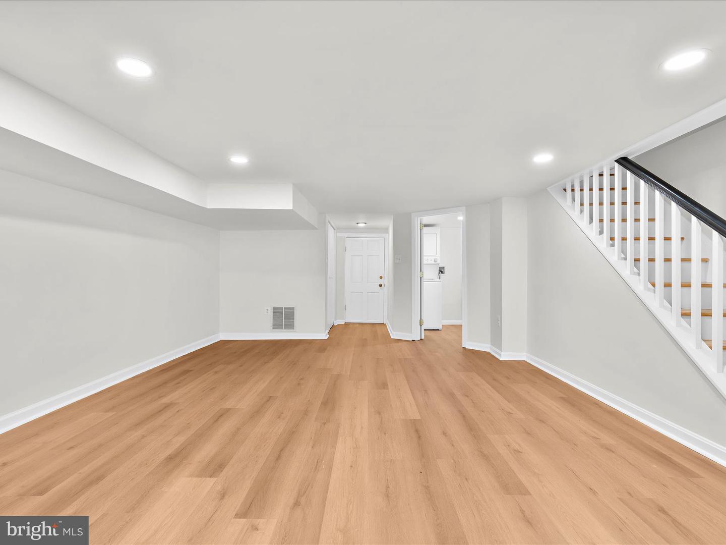 917 DECATUR ST NW, WASHINGTON, District Of Columbia 20011, 3 Bedrooms Bedrooms, ,2 BathroomsBathrooms,Residential,For sale,917 DECATUR ST NW,DCDC2209890 MLS # DCDC2209890