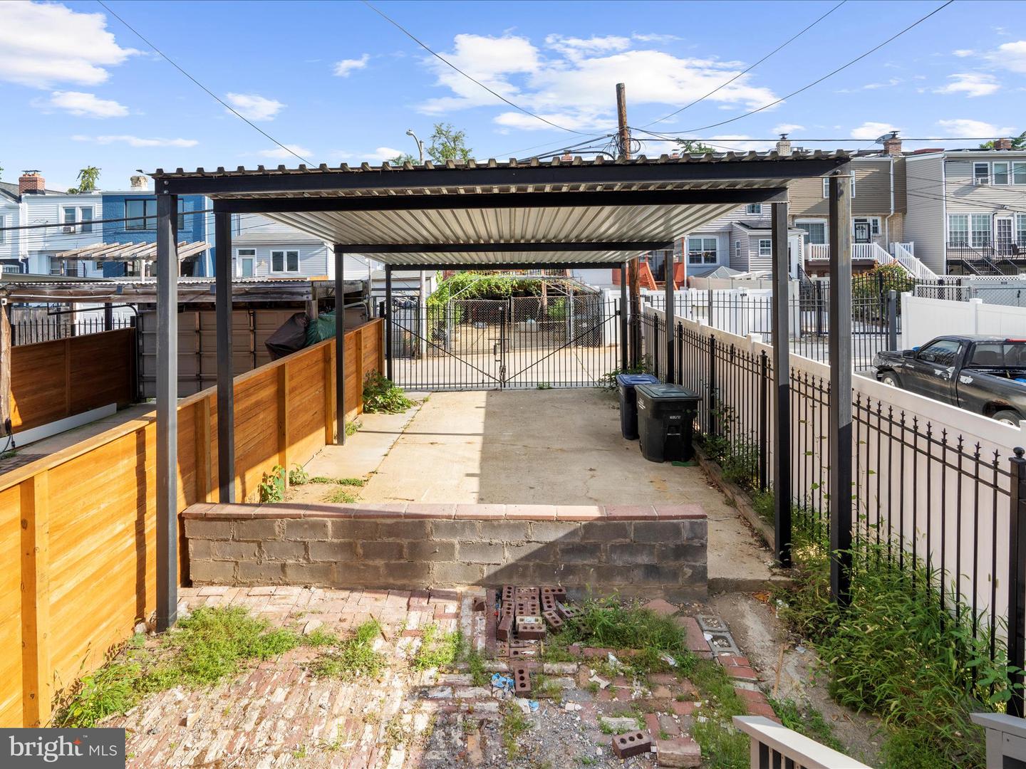 917 DECATUR ST NW, WASHINGTON, District Of Columbia 20011, 3 Bedrooms Bedrooms, ,2 BathroomsBathrooms,Residential,For sale,917 DECATUR ST NW,DCDC2209890 MLS # DCDC2209890